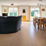 Nyaraló Philibert By Interhome Carcans